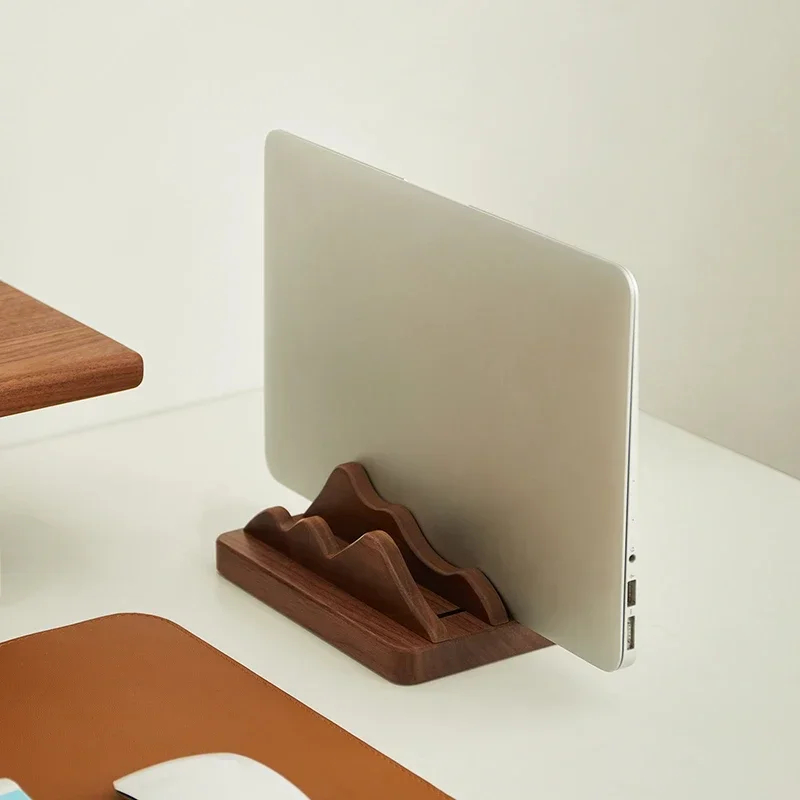 Houten laptopstandaard op maat - Vertical Laptop Stand recensie en prijs
